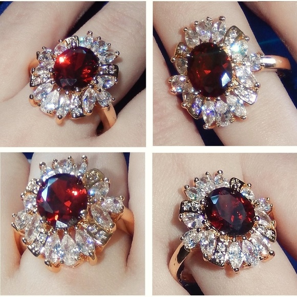 Jewelry - Red Stone Ring sz 9